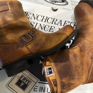 Frye Boots Leather Engineer 8”R Size 8.5 Width: M